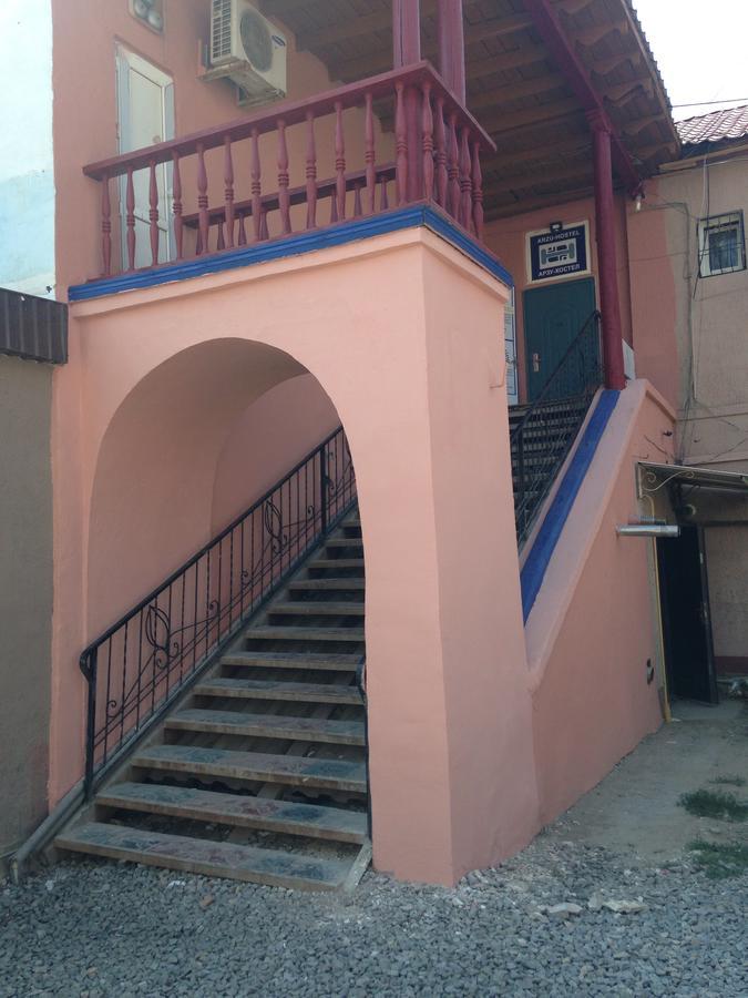 Hostel Arzy Atyraū Екстериор снимка